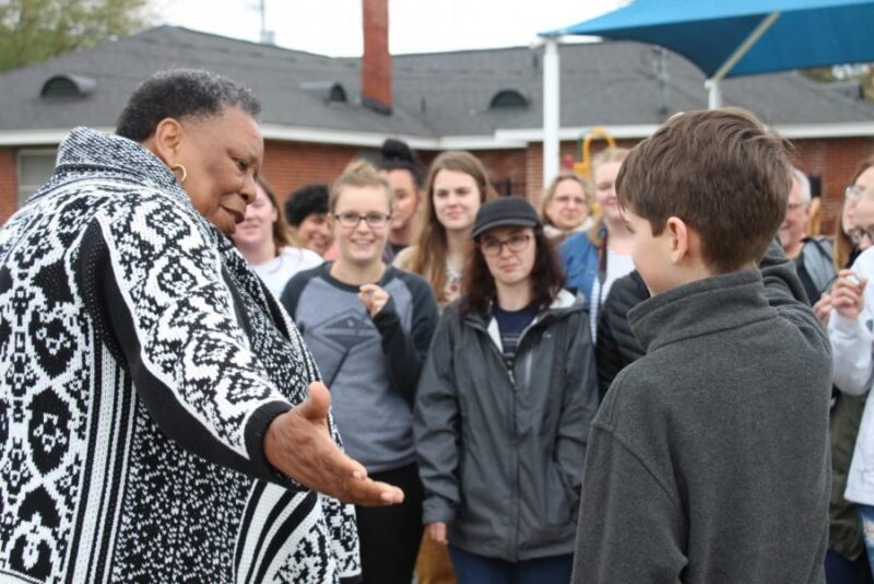 joanne-IMG_9367-900x600